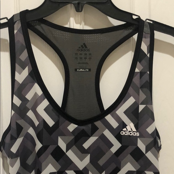 Adidas active wear tank top - Picture 2 of 5